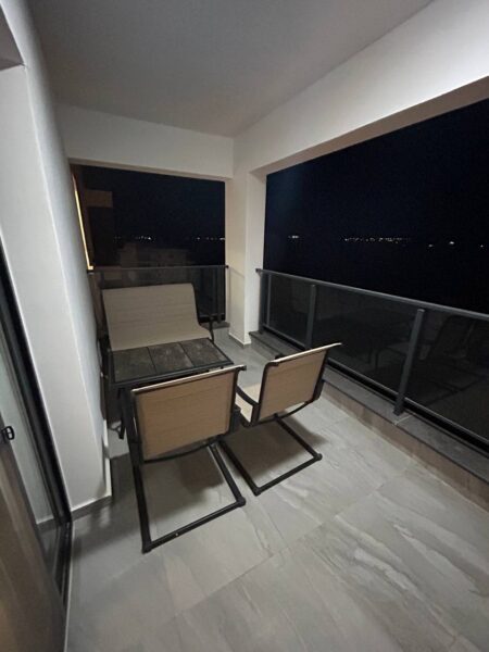 Modern 1 Bedroom Apartment | Caesar Resort
